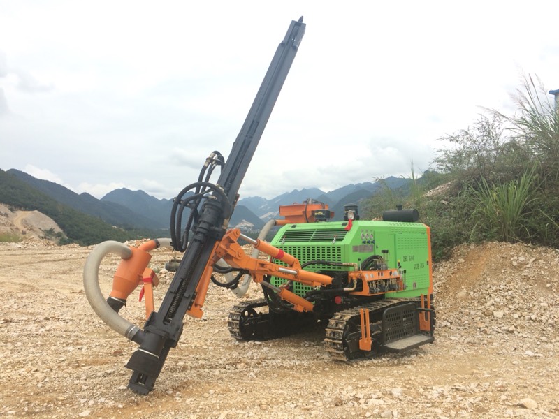 zgyx421t一体式露天潜孔钻车